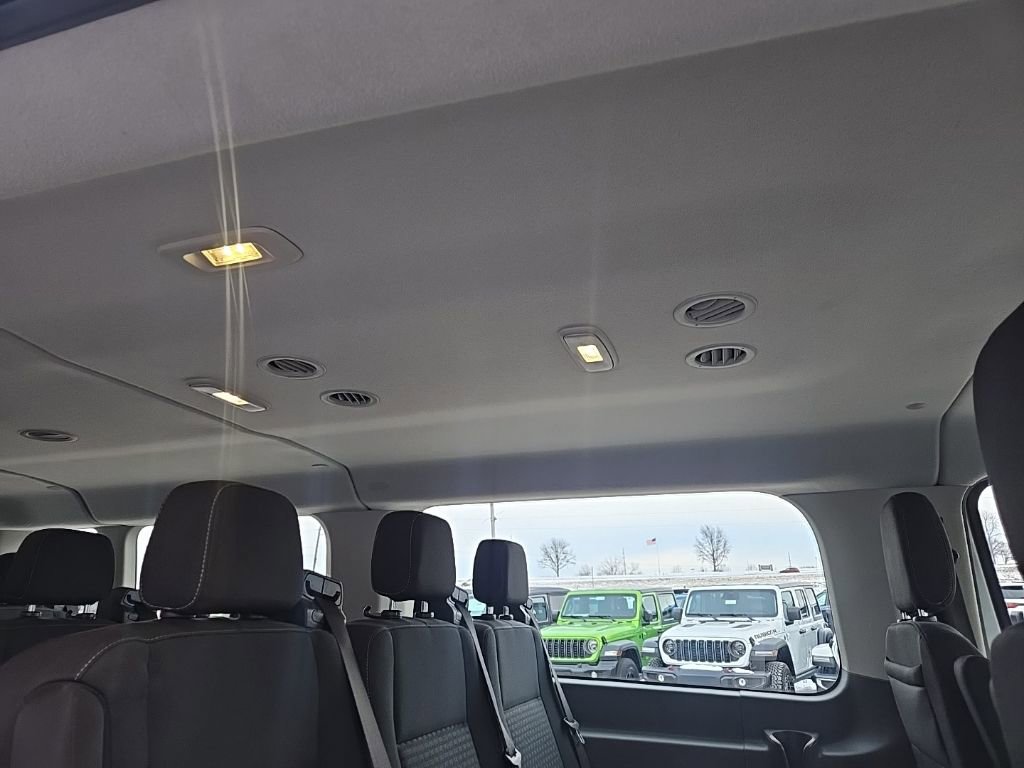 Used 2023 Ford Transit 350 XLT image 76