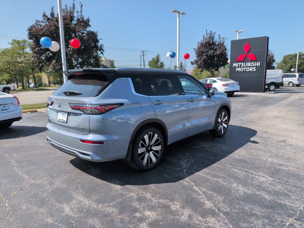 New 2026 Mitsubishi Outlander SEL FWD image 5