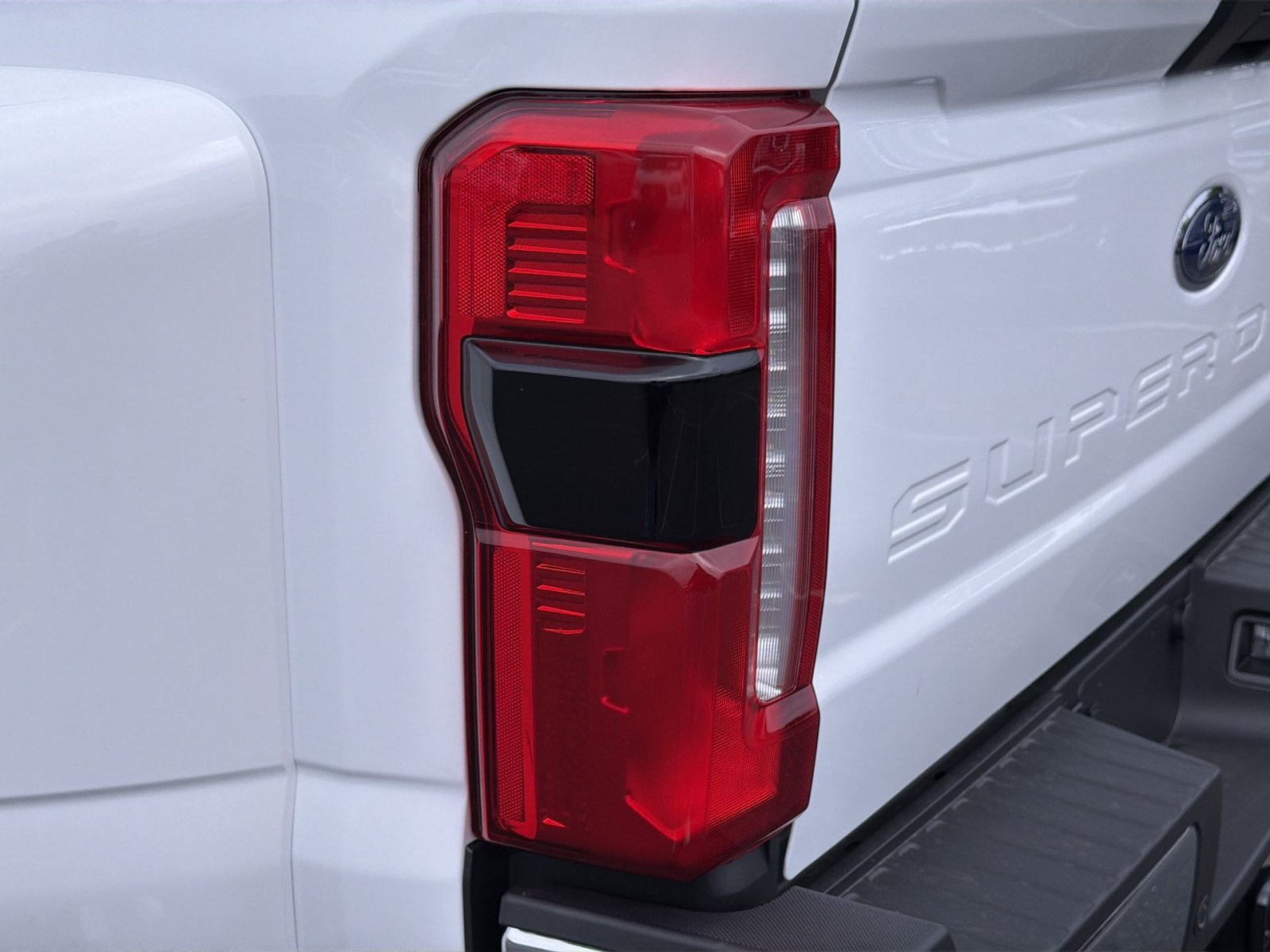 New 2026 Ford F350 XLT w/ 360-Degree Camera Package AWD/4WD image 17