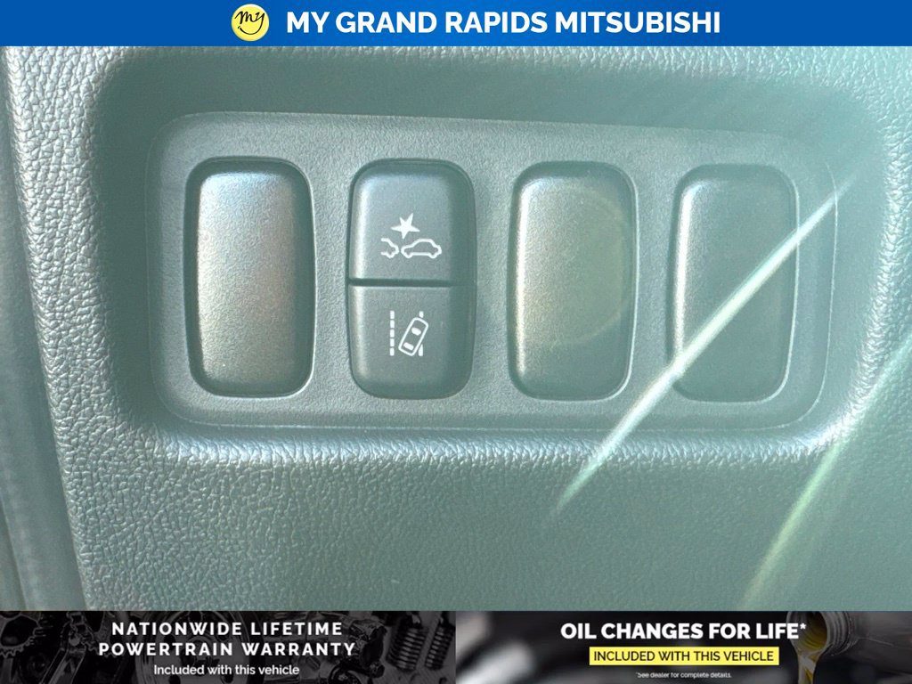 New 2027 Mitsubishi Outlander Sport ES AWD/4WD image 13