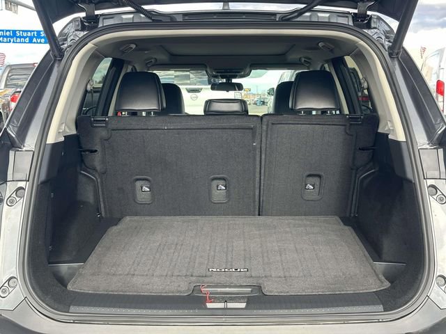 Used 2022 Nissan Rogue SV w/ SV Premium Package image 12