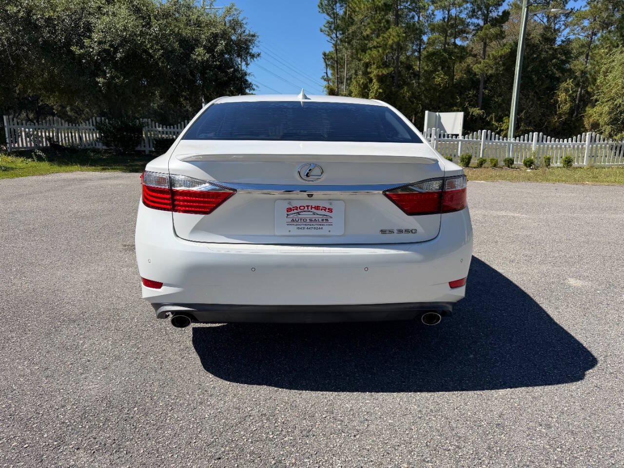 Used 2015 Lexus ES 350 w/ Luxury Package FWD image 34