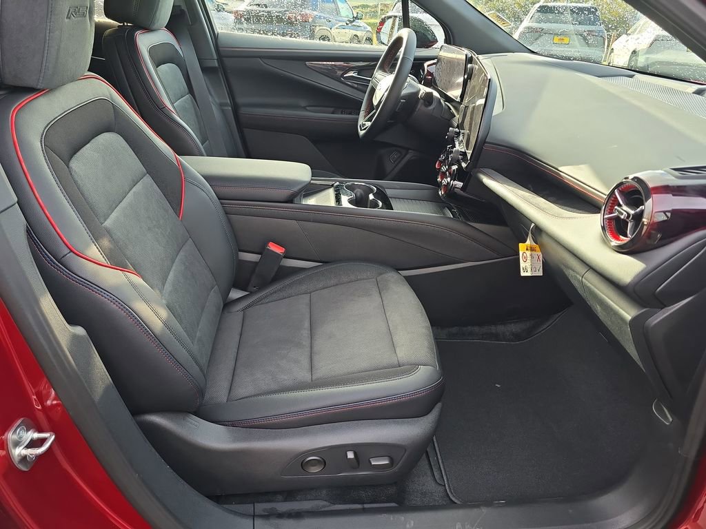 New 2026 Chevrolet Blazer EV RS image 32