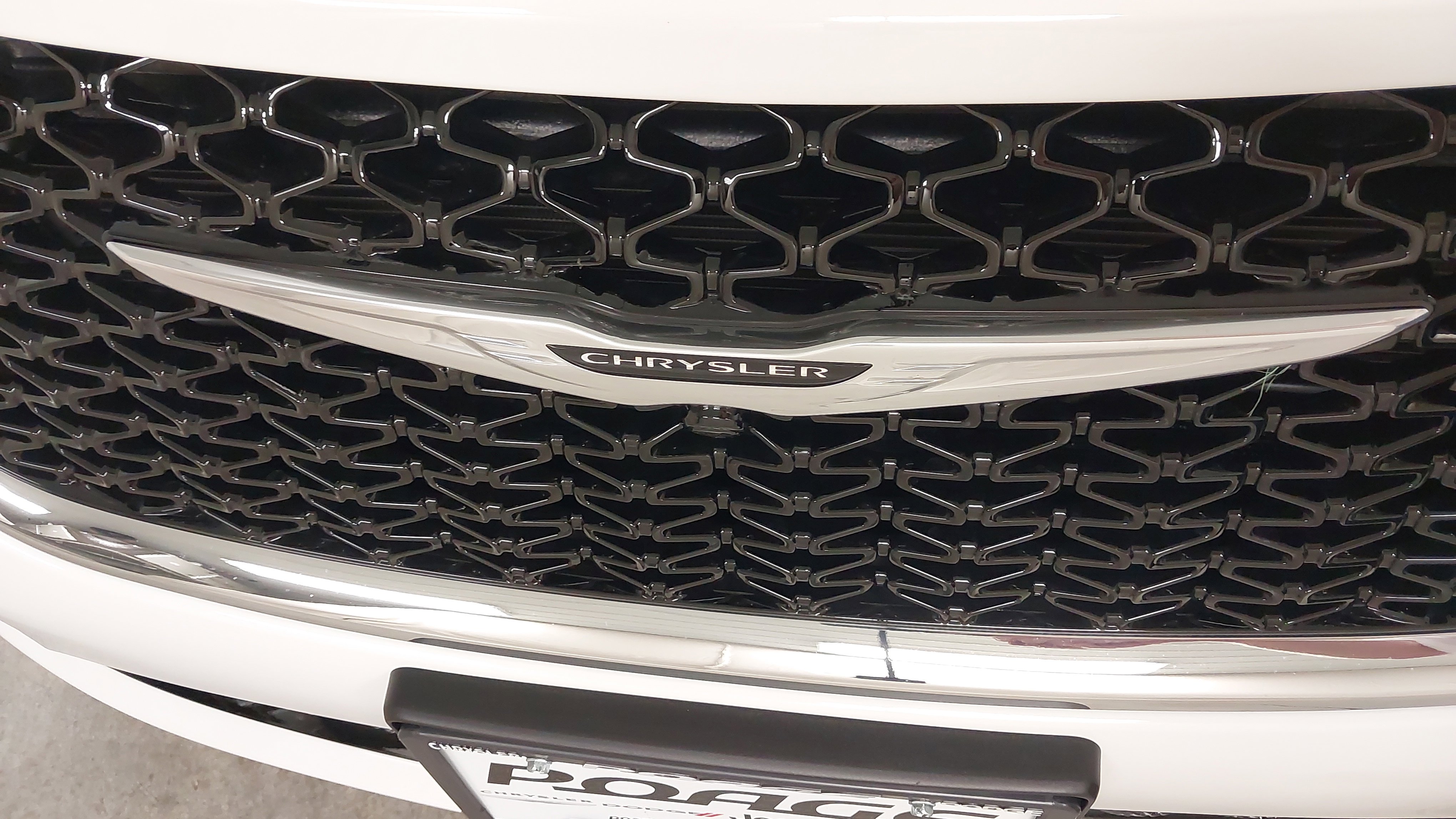 New 2026 Chrysler Pacifica Select image 31