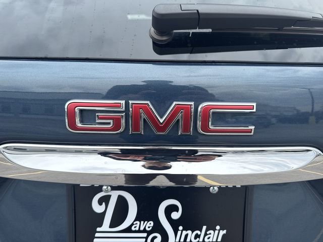 Used 2024 GMC Terrain SLE w/ Driver Convenience Package image 30