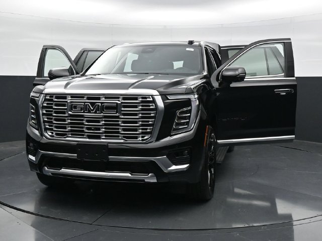 Used 2026 GMC Yukon Denali w/ Sun & Power Step Package AWD/4WD image 58