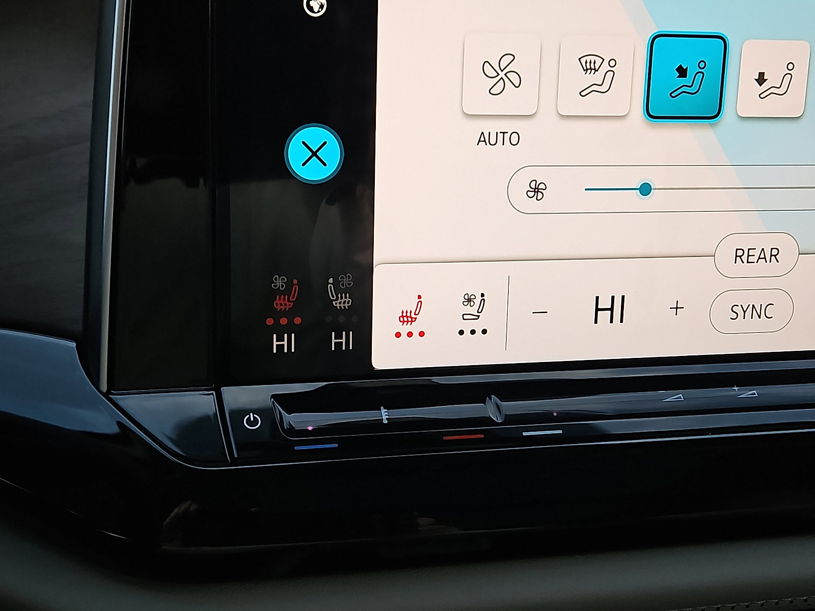 New 2026 Volkswagen Atlas SE image 17