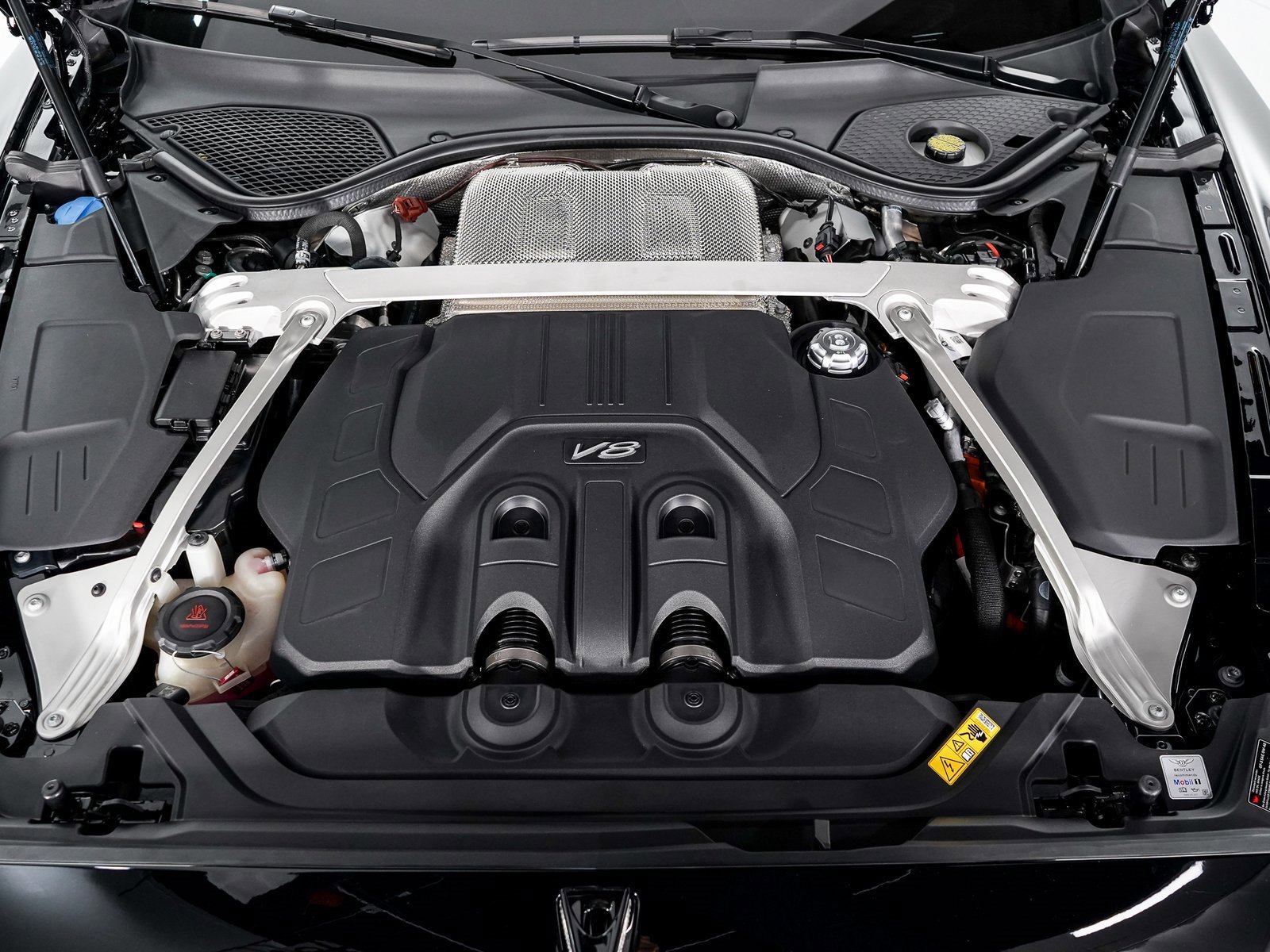 Certified 2025 Bentley Flying Spur Plug-In Hybrid image 49