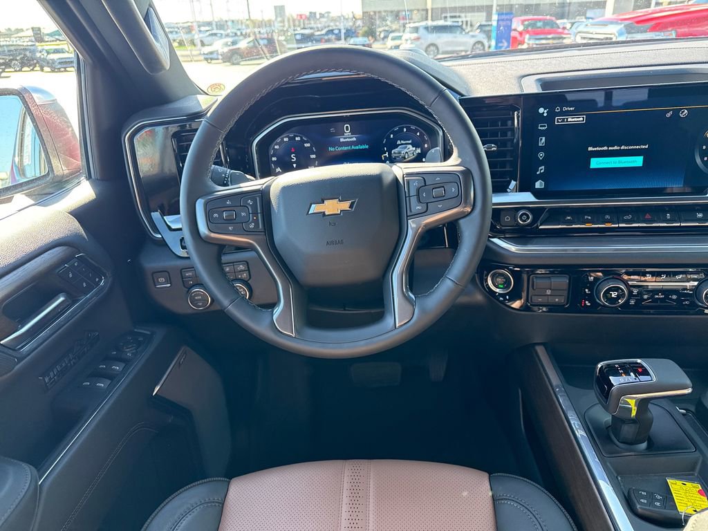Used 2024 Chevrolet Silverado 1500 High Country w/ High Country Premium Package image 17