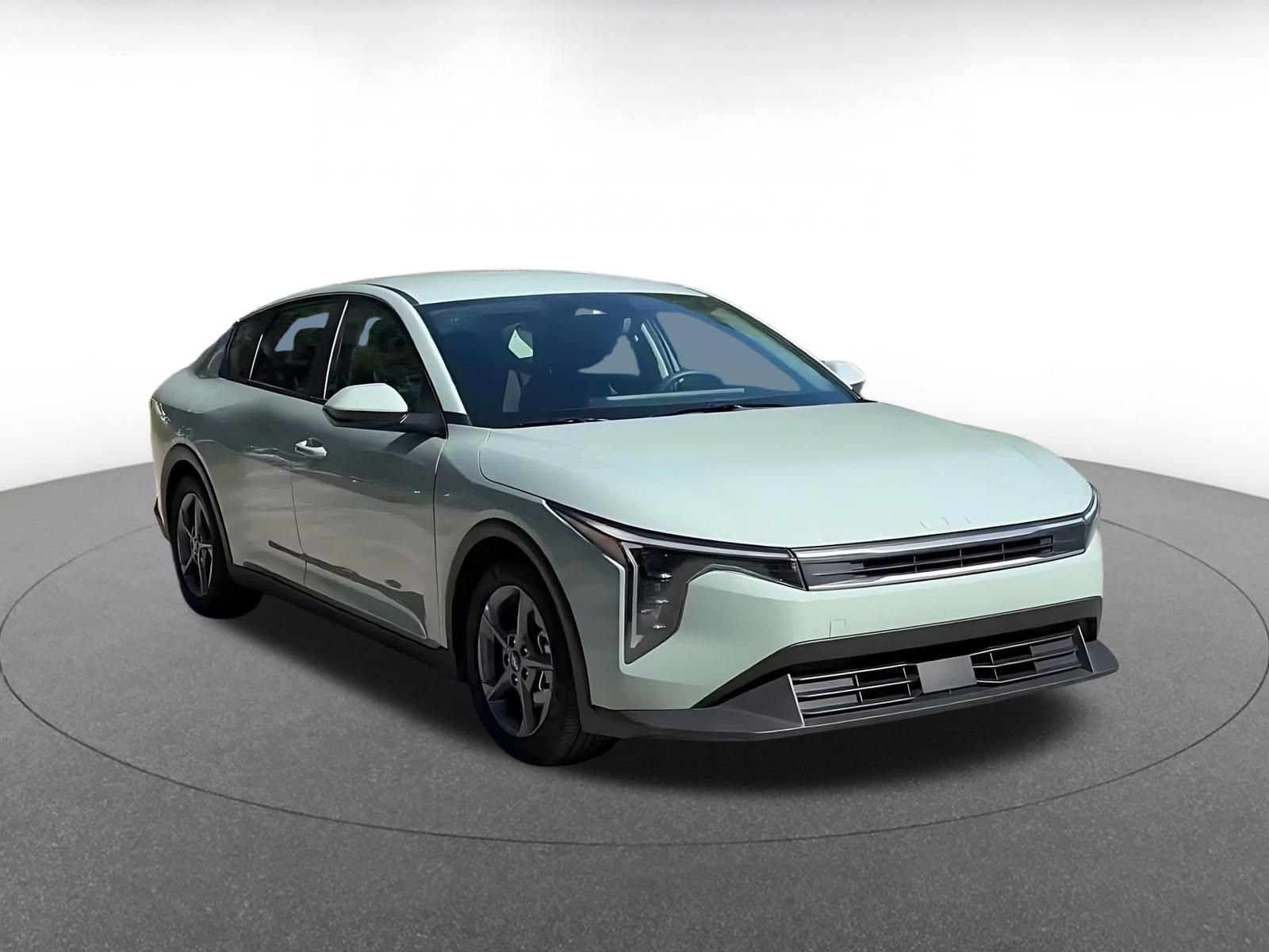 Used 2026 Kia K4 FWD image 3