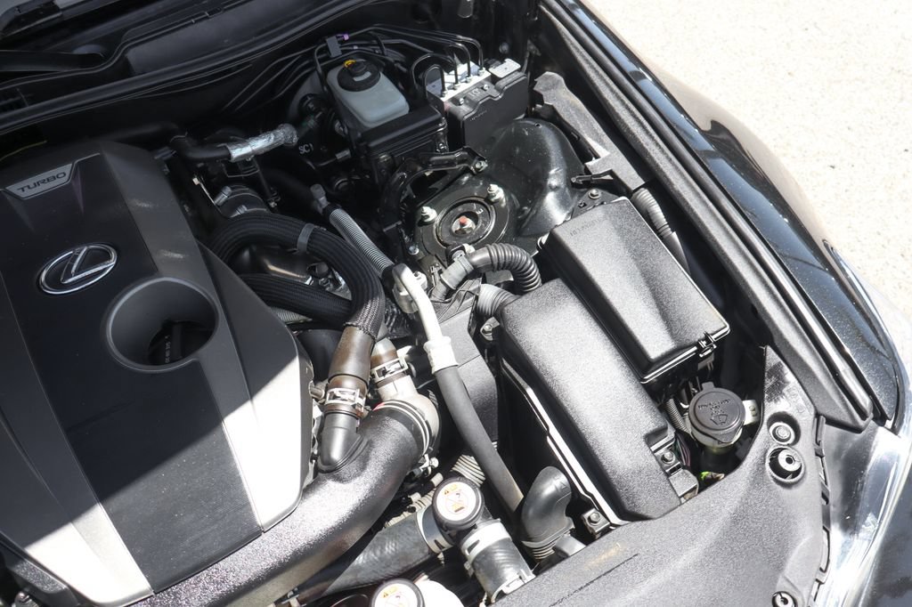 Used 2019 Lexus IS 300 F Sport w/ F Sport Package RWD image 13