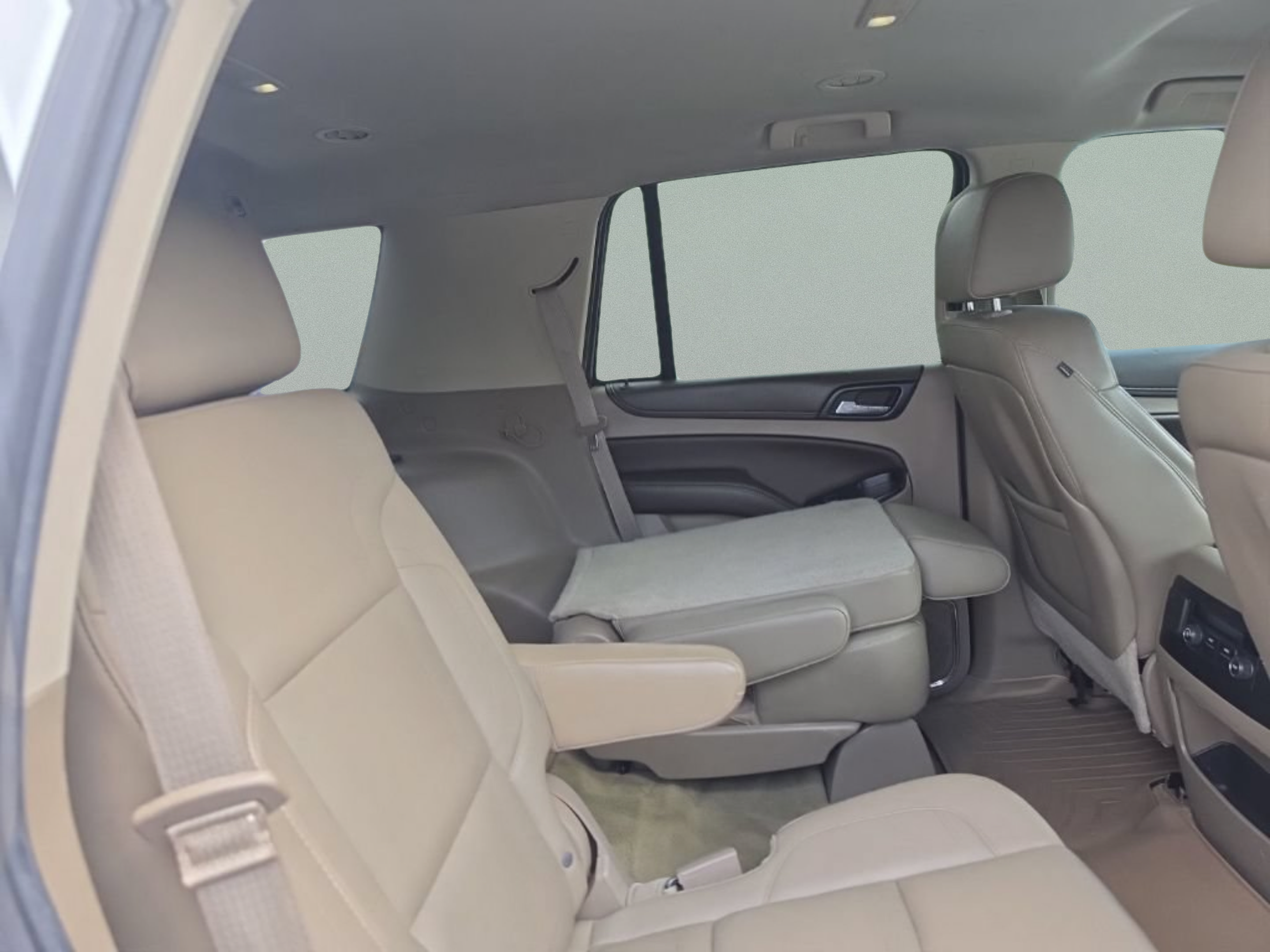 Used 2015 Chevrolet Tahoe LT RWD image 32