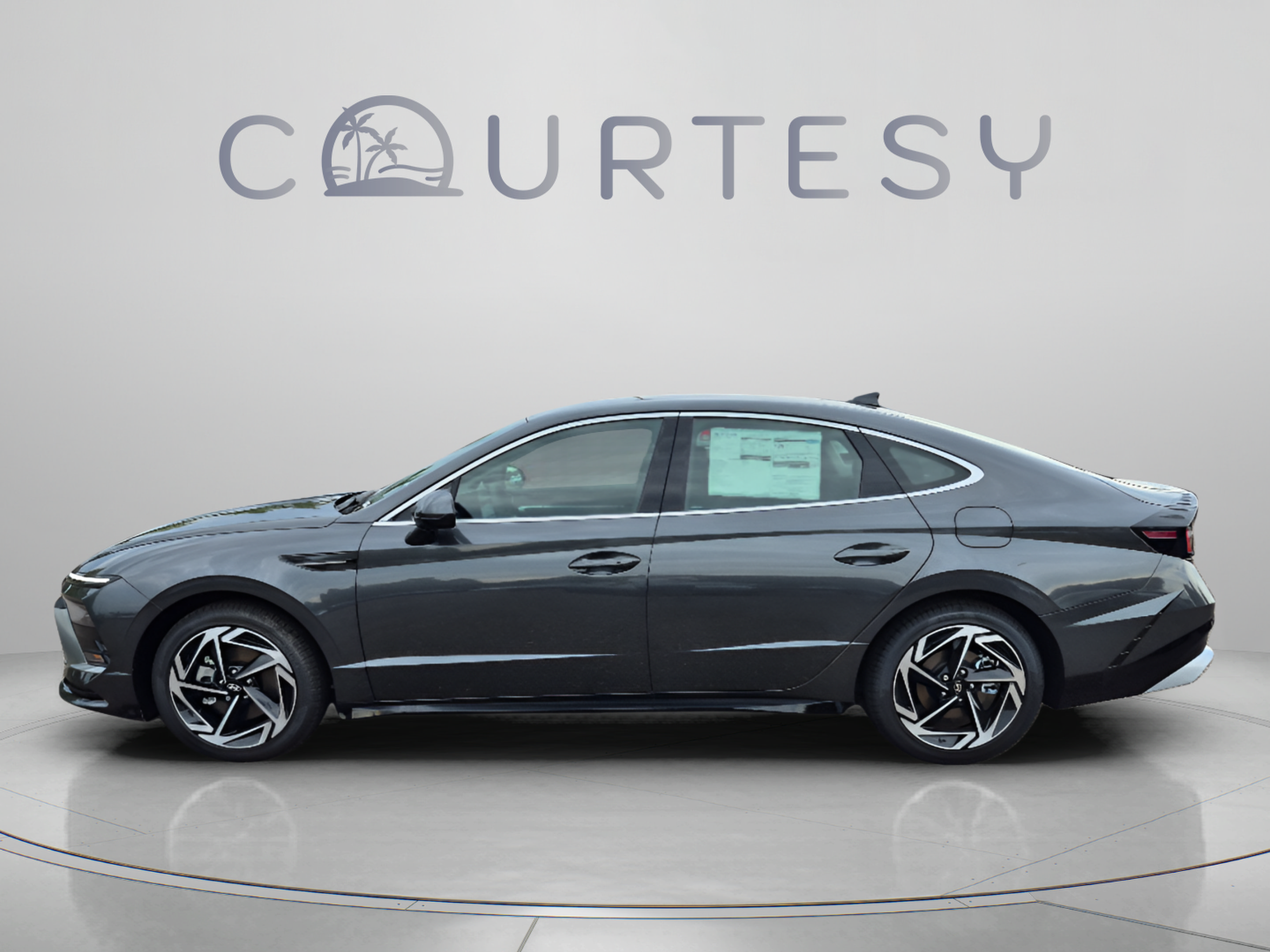New 2026 Hyundai Sonata SEL FWD image 2