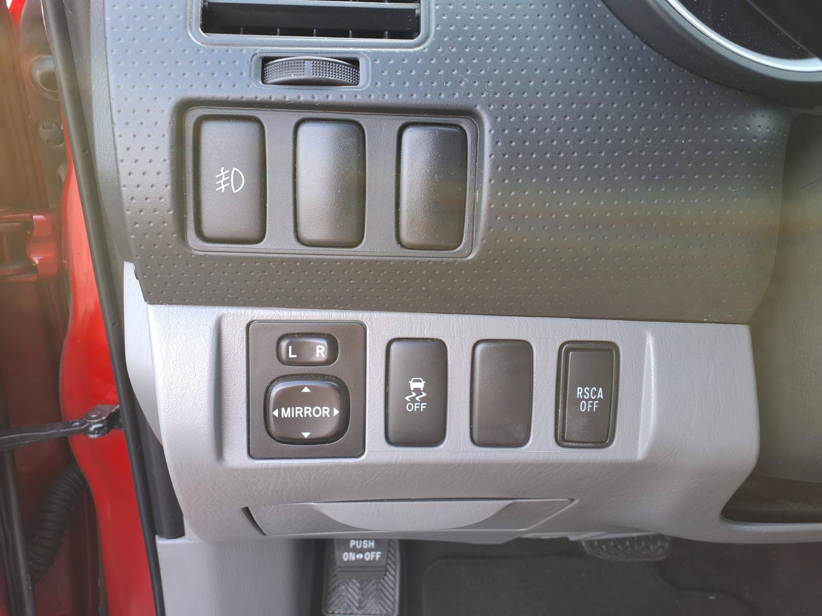 Used 2014 Toyota Tacoma 4x4 Double Cab w/ SR5 Package image 12