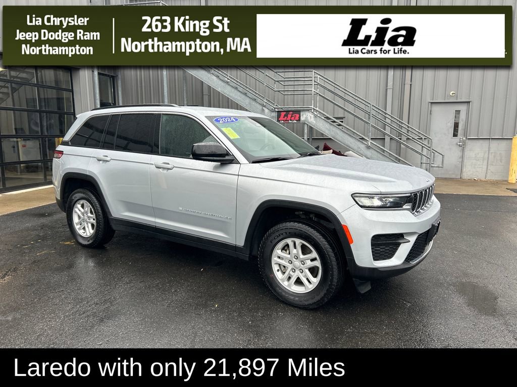 Used 2024 Jeep Grand Cherokee Laredo w/ Luxury Tech Group I AWD/4WD image 1