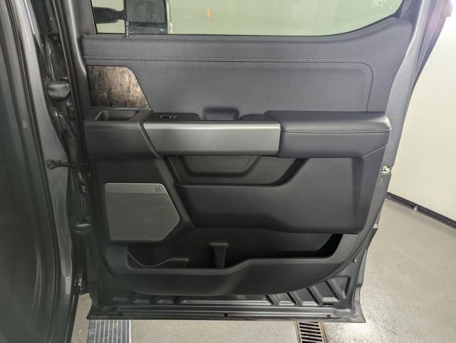 Used 2026 Ford F450 Lariat w/ Camper Package image 19
