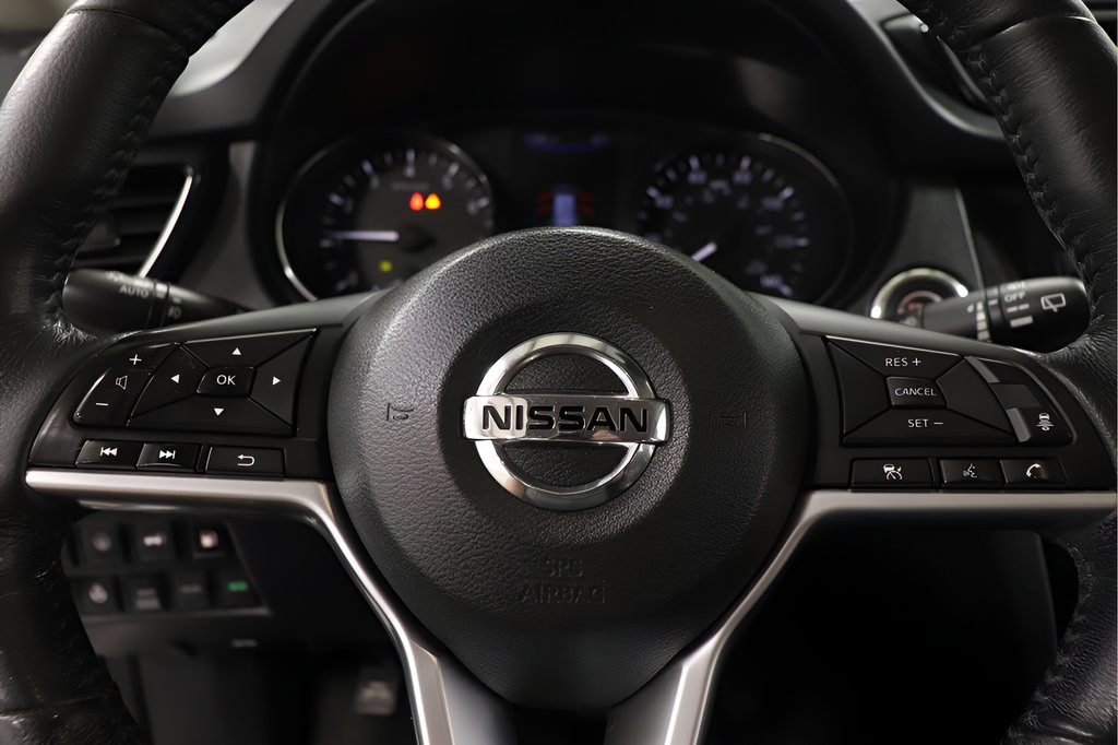 Used 2018 Nissan Rogue SL AWD/4WD image 13