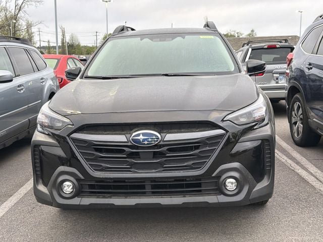 Certified 2025 Subaru Outback Premium AWD/4WD image 3