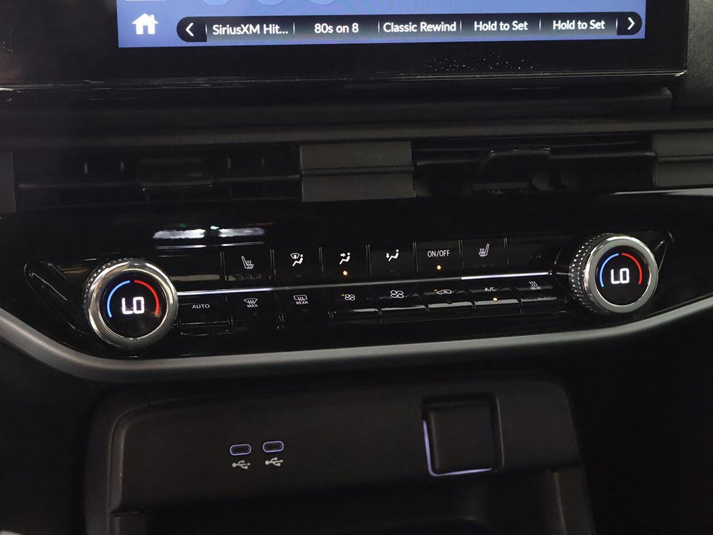 Used 2024 Honda Prologue EX image 42