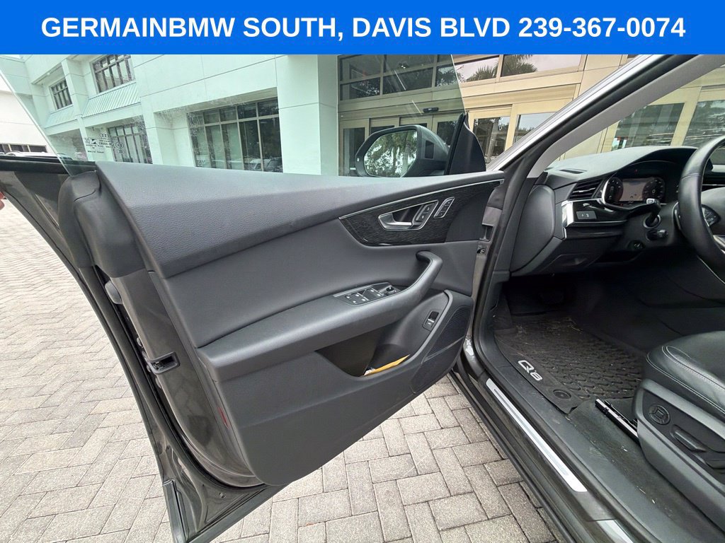 Used 2019 Audi Q8 Premium Plus AWD/4WD image 18