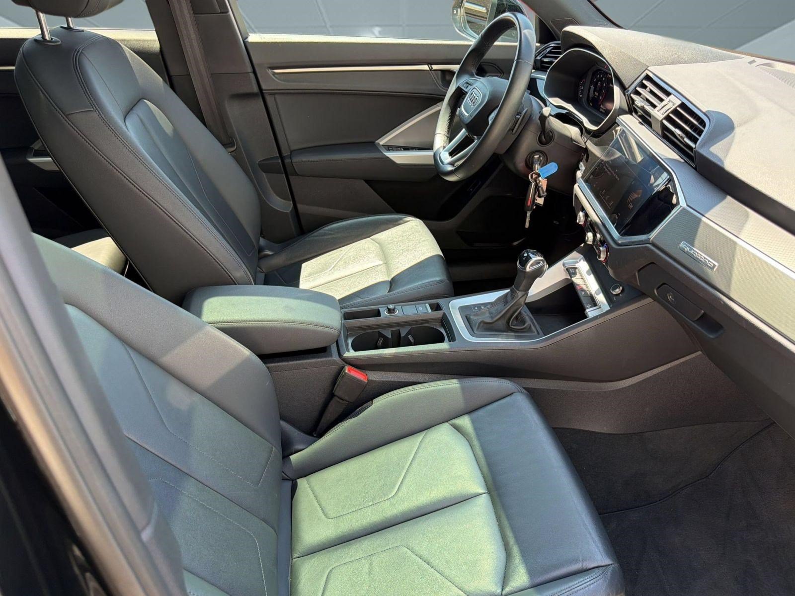 Used 2025 Audi Q3 2.0T Premium AWD/4WD image 25