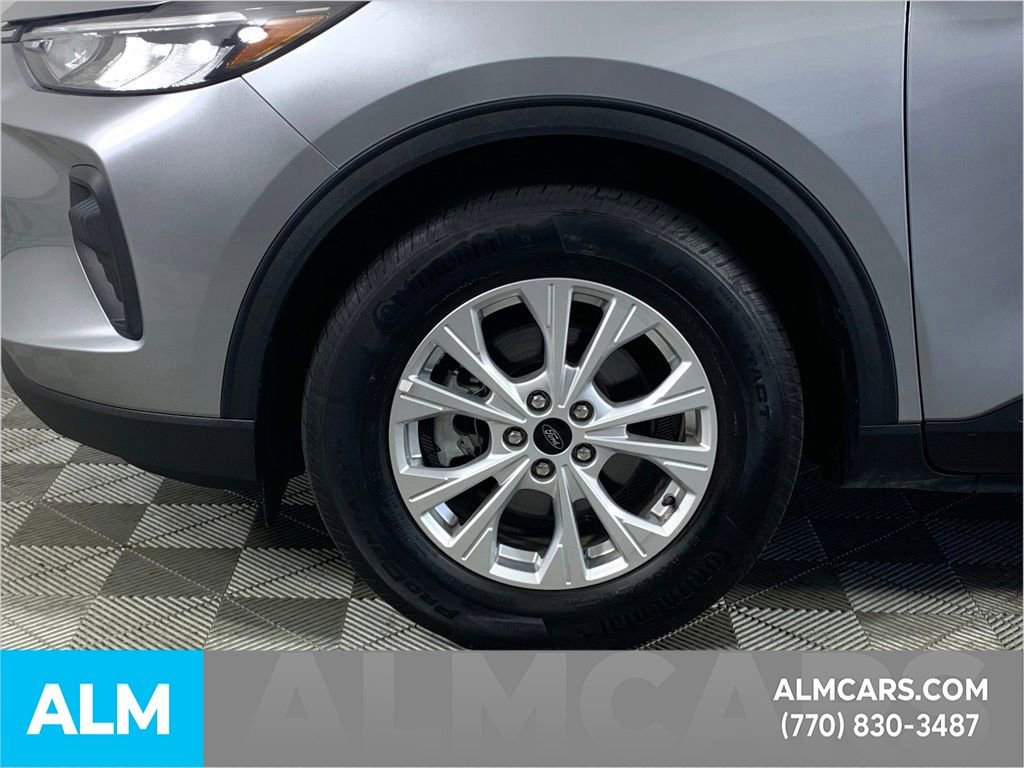 Used 2023 Ford Escape Active image 17