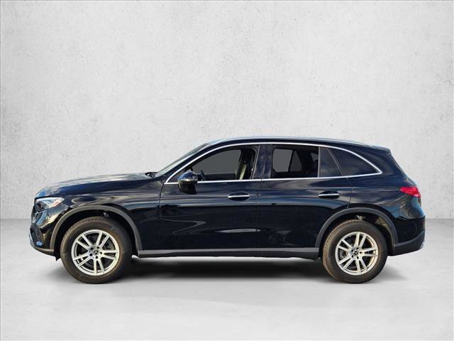 Used 2025 Mercedes-Benz GLC 300 image 9