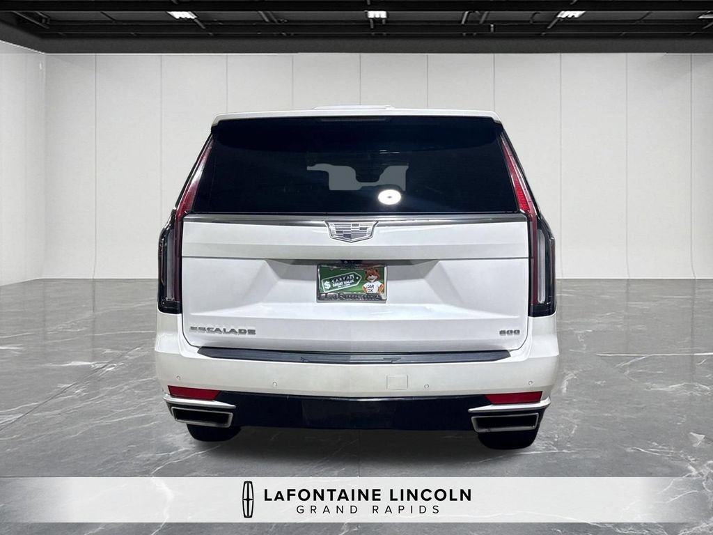 Used 2023 Cadillac Escalade Premium Luxury Platinum AWD/4WD image 4