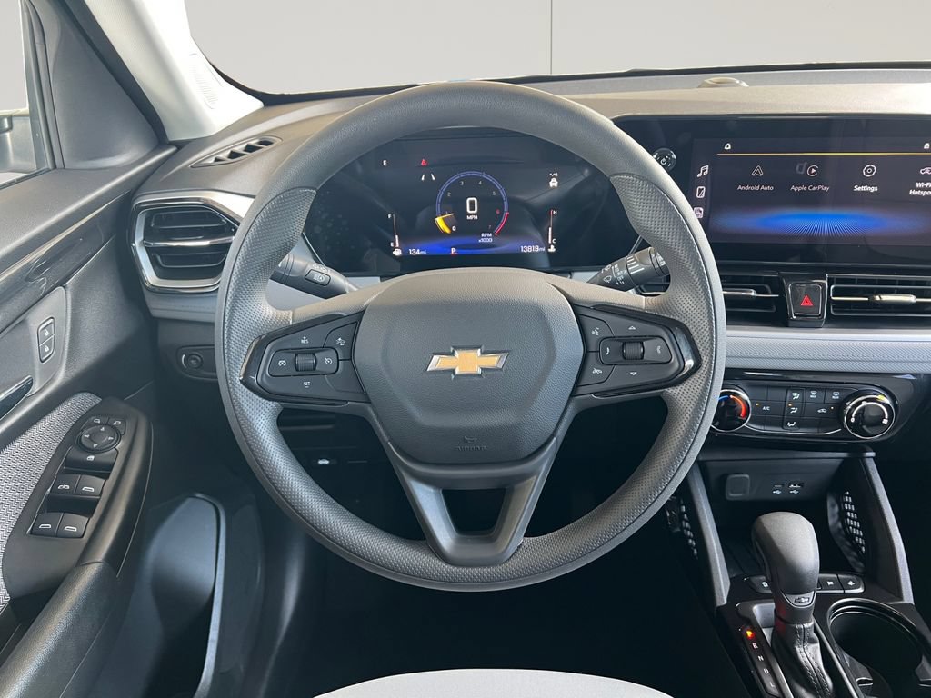 Certified 2024 Chevrolet TrailBlazer LT w/ Driver Confidence Package FWD image 13