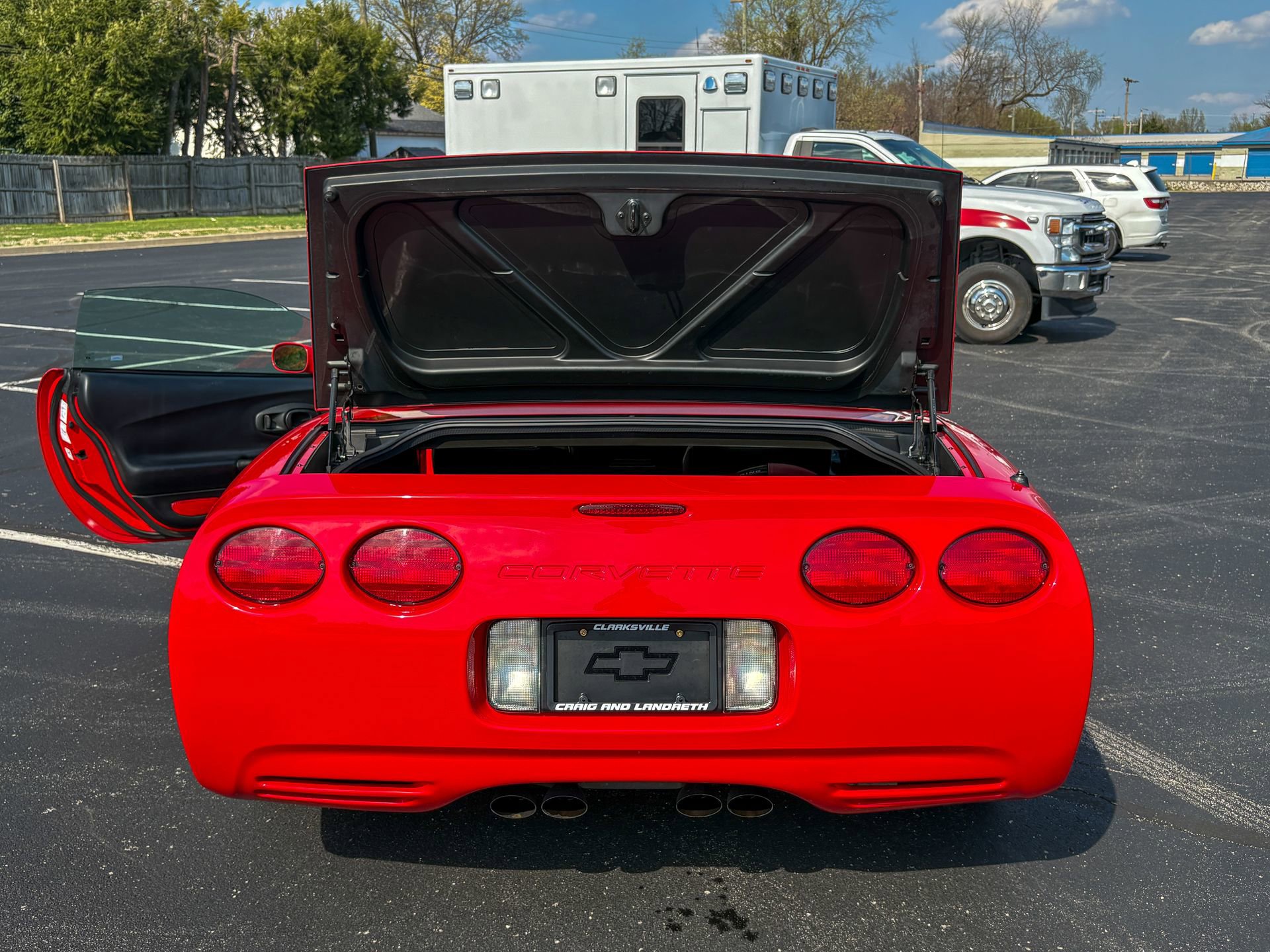 Used 2000 Chevrolet Corvette Convertible w/ Memory Pkg RWD image 36