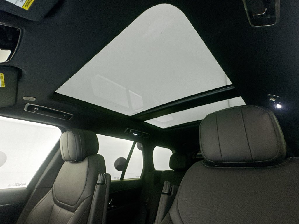New 2026 Land Rover Range Rover SE AWD/4WD image 21