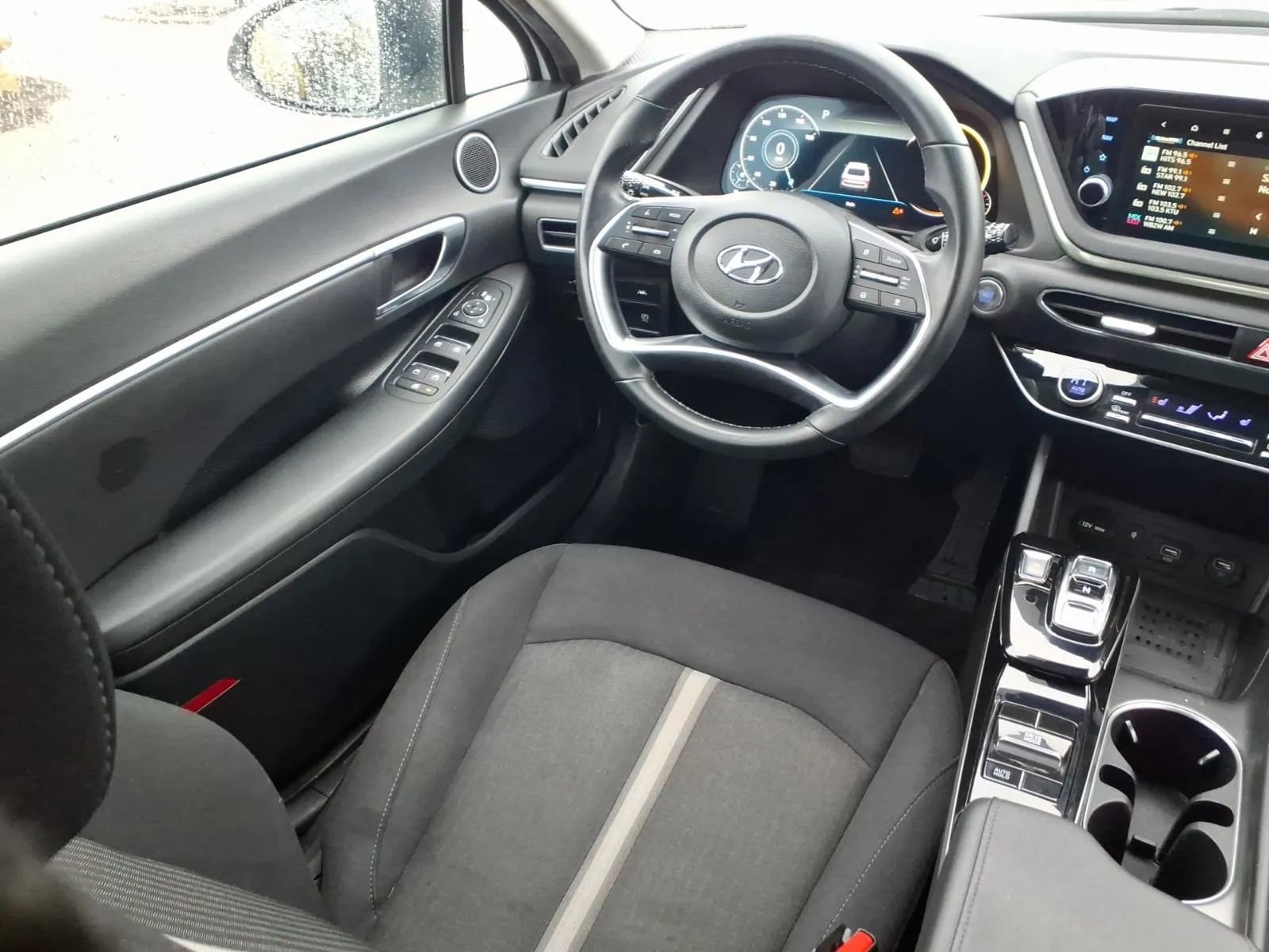 Used 2023 Hyundai Sonata SEL w/ Convenience Package FWD image 17