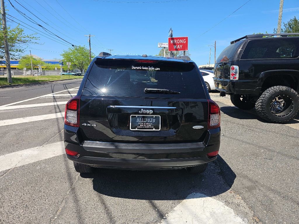 Used 2015 Jeep Compass Latitude image 6