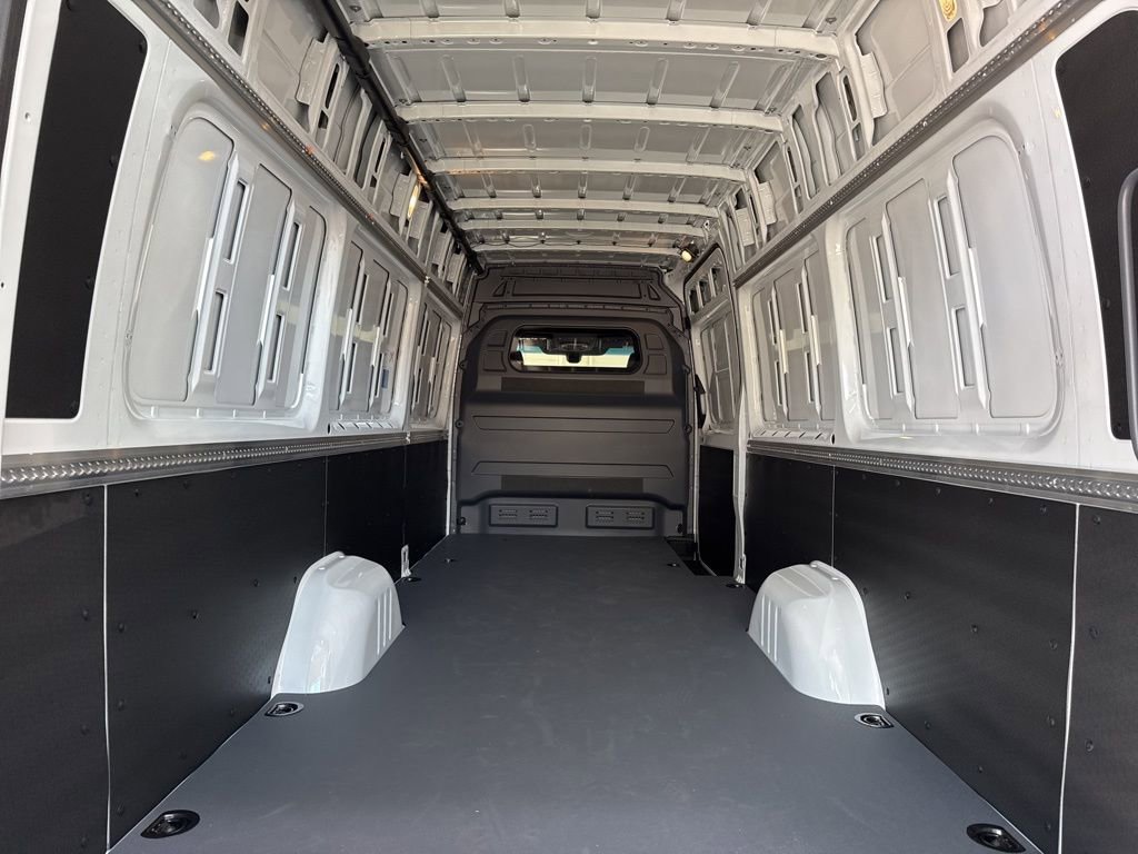 New 2025 Mercedes-Benz Sprinter 2500 image 21