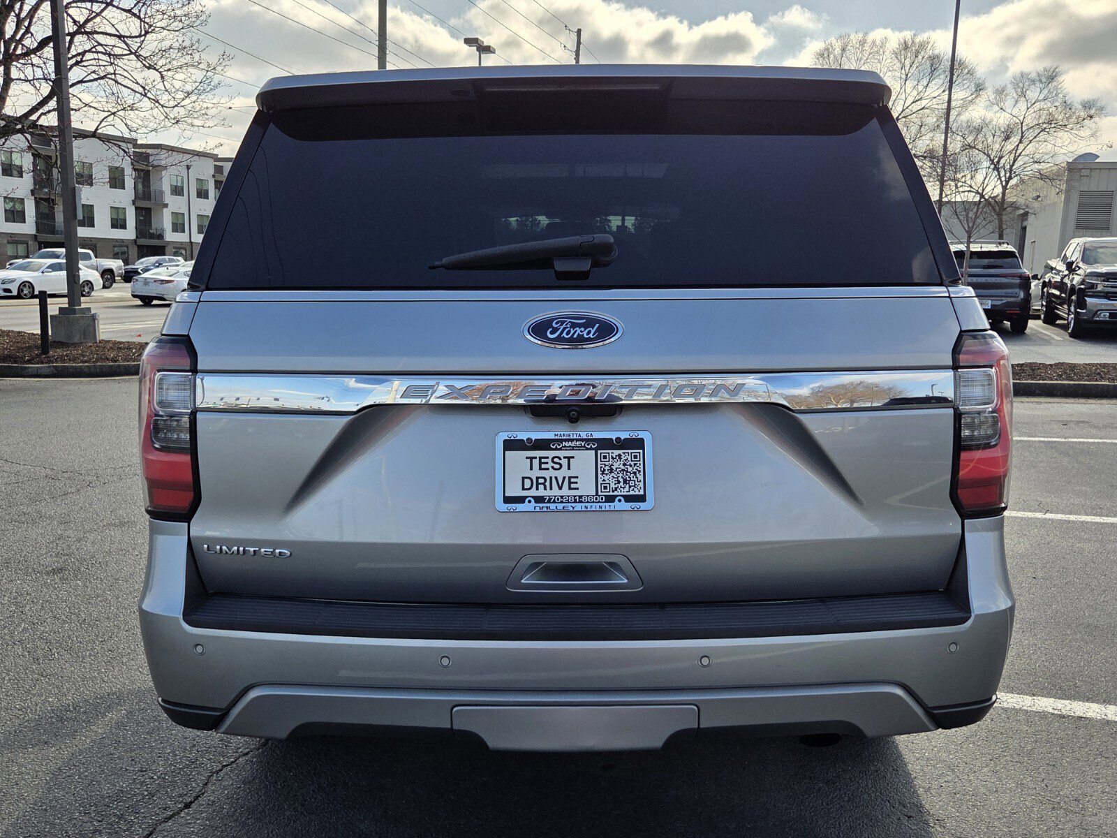 Used 2021 Ford Expedition Limited image 7