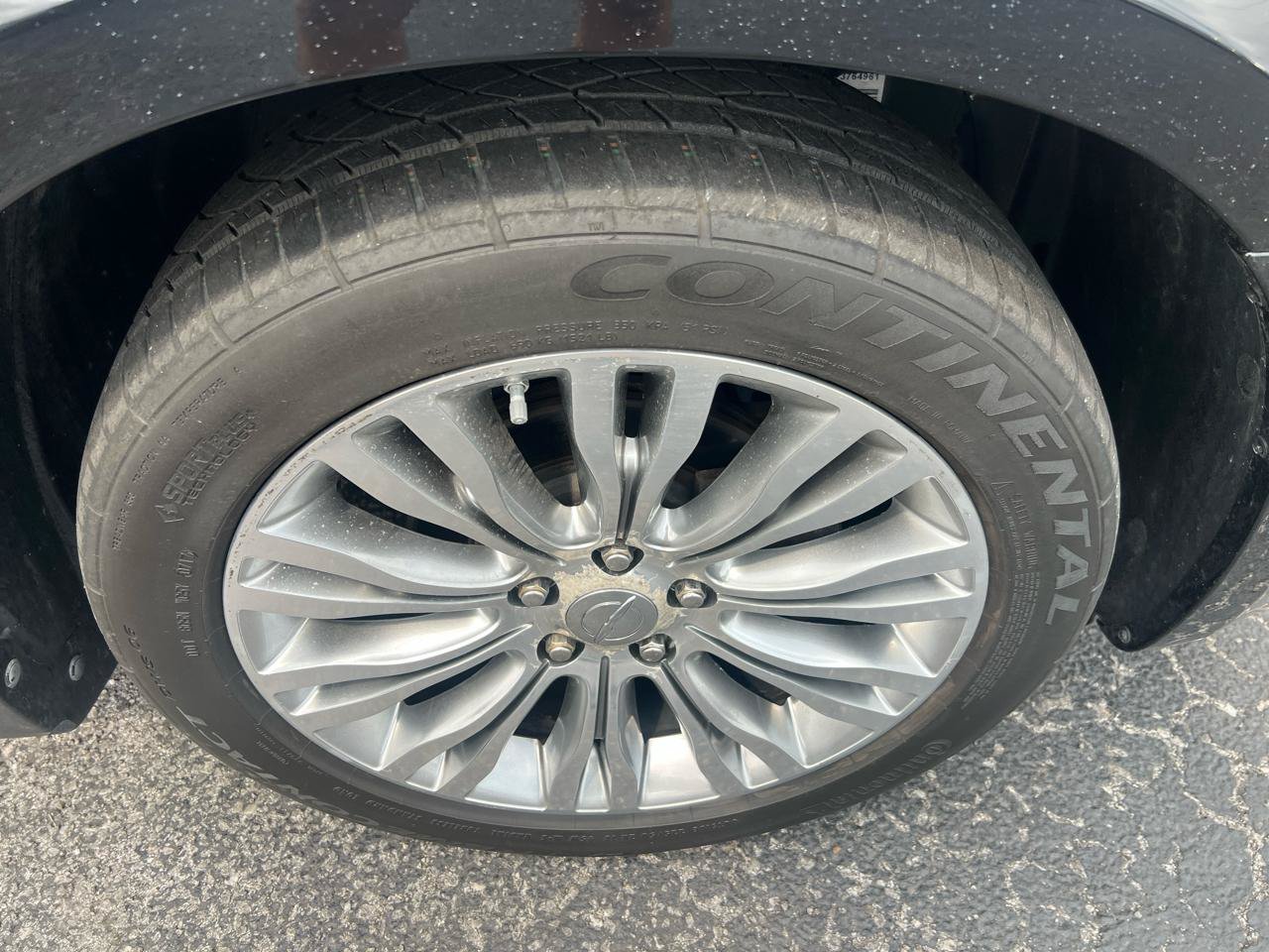 Used 2013 Chrysler 200 Touring FWD image 21