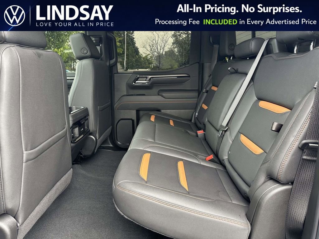 Used 2025 GMC Sierra 1500 AT4 w/ AT4 Premium Package AWD/4WD image 14
