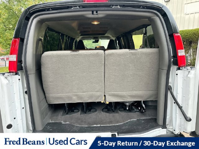 Used 2025 Chevrolet Express 3500 LT w/ LT Preferred Equipment Group RWD image 30