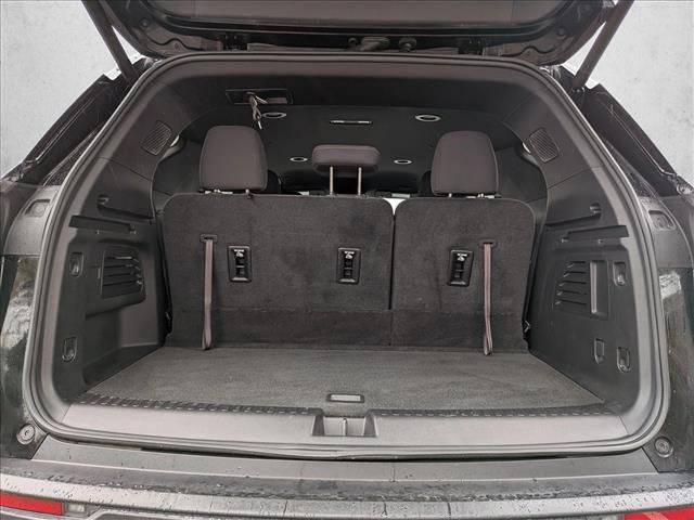 Certified 2025 Chevrolet Traverse LT w/ Driver Confidence Package image 7