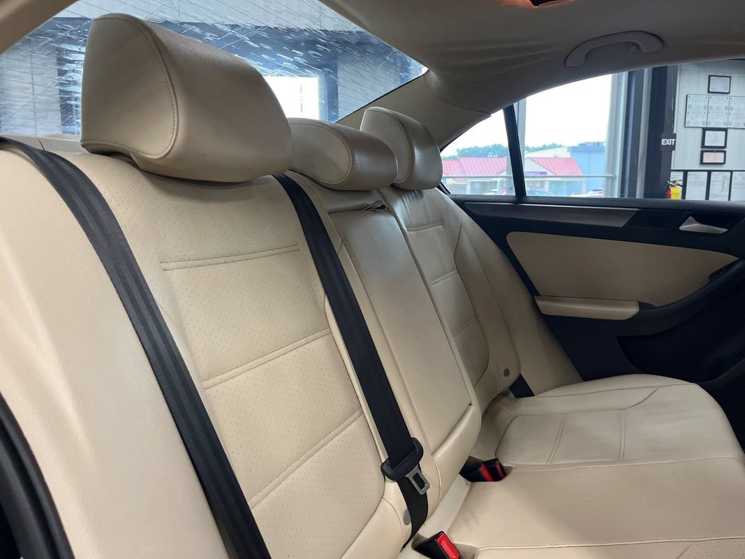 Used 2014 Volkswagen Jetta TDI FWD image 50