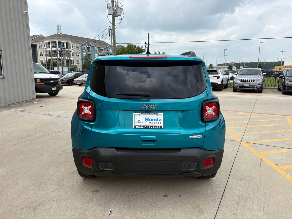 Used 2020 Jeep Renegade Latitude FWD image 7