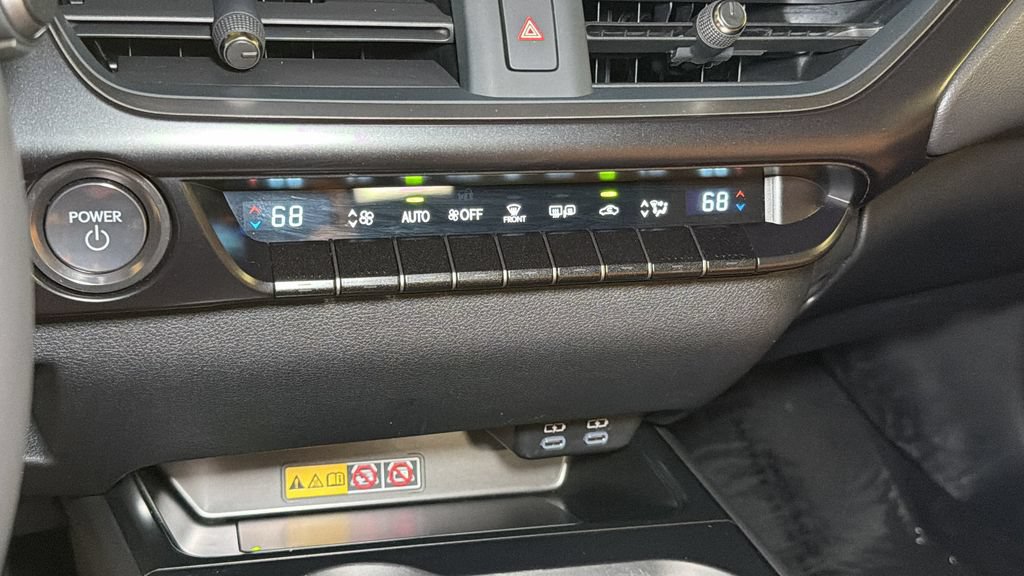 Certified 2025 Lexus UX 300h AWD w/ Accessory Package (Z2) image 27