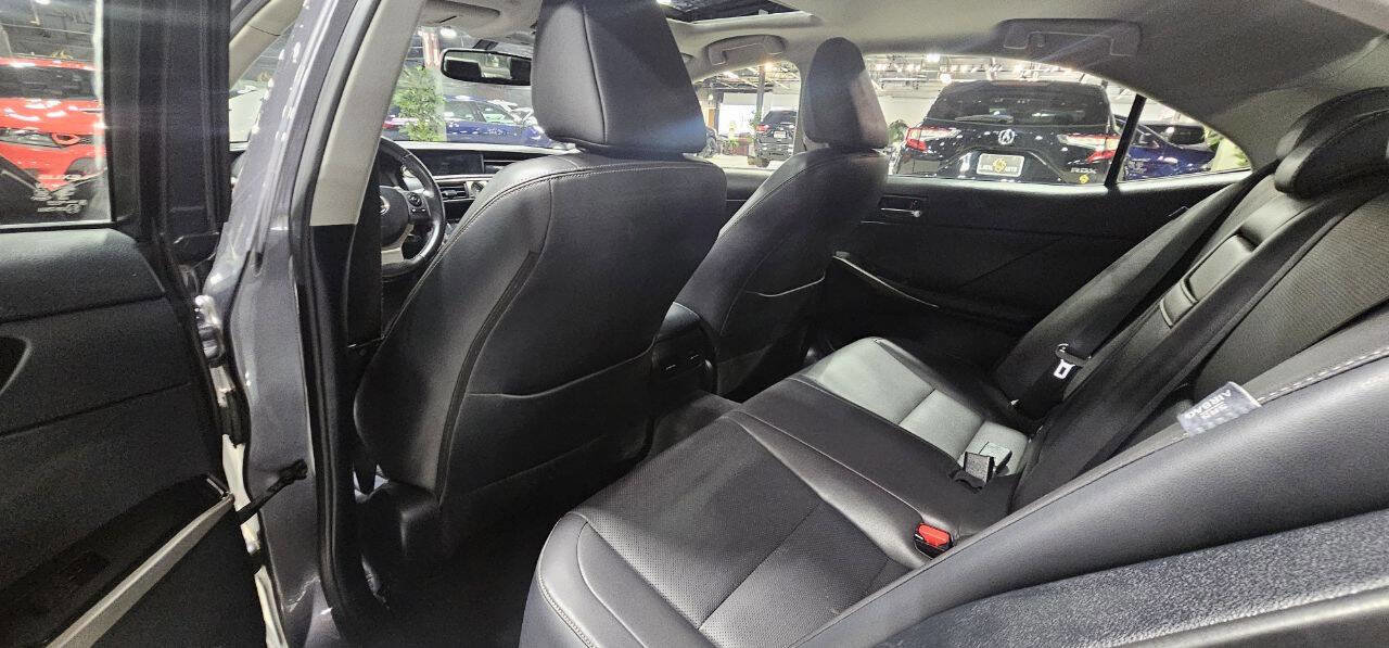 Used 2016 Lexus IS 300 Base AWD 4dr Sedan w/ Premium Package image 18