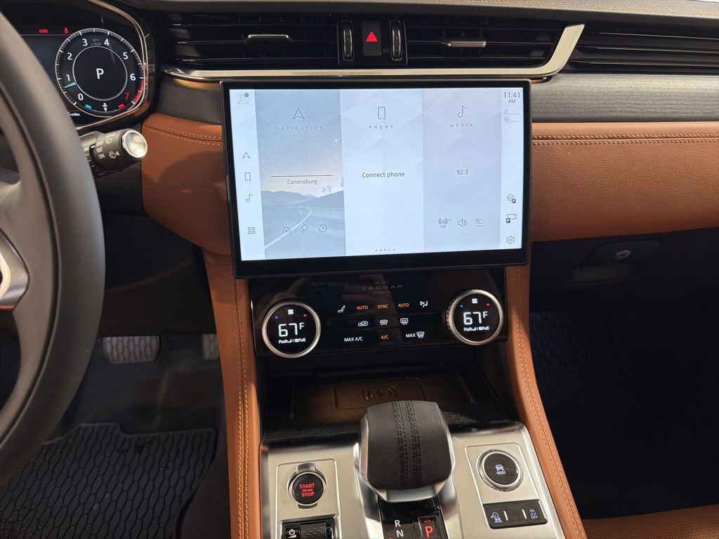 New 2026 Jaguar F-PACE R-Dynamic S image 16
