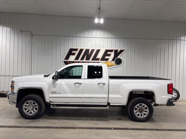 Used 2017 Chevrolet Silverado 2500 W/T w/ WT Convenience Package AWD/4WD image 1