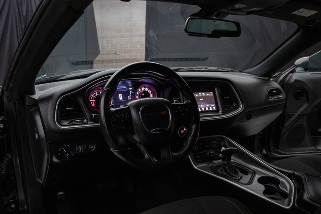 Used 2022 Dodge Challenger GT image 21