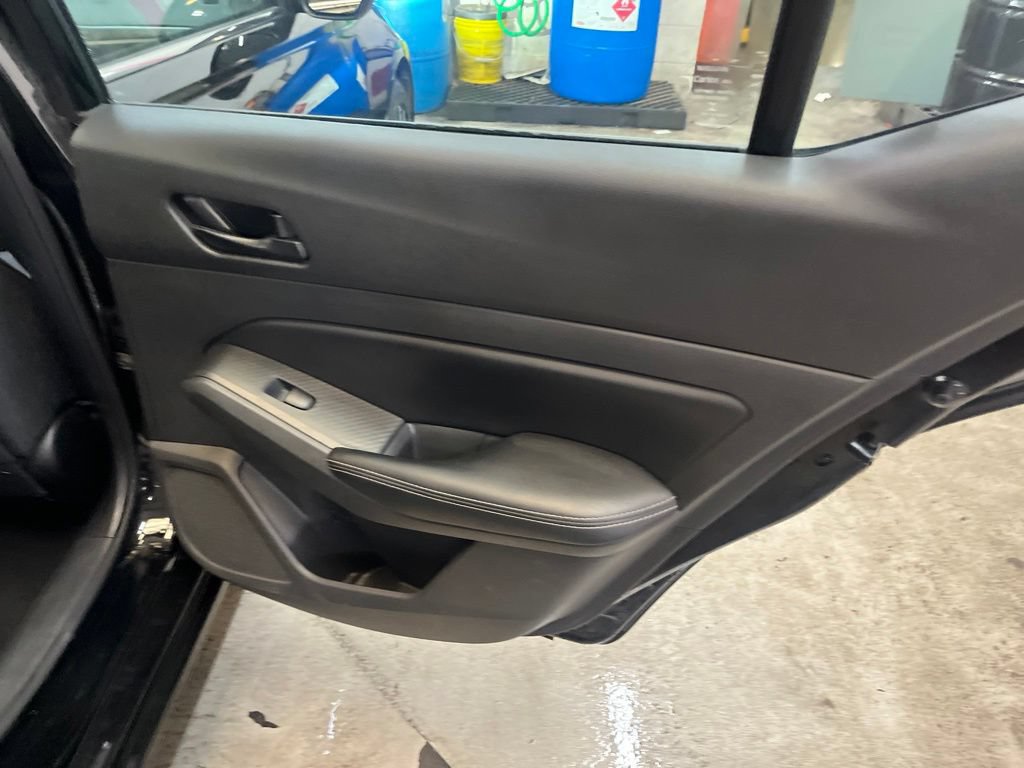 Used 2024 Nissan Altima 2.5 SV FWD image 24