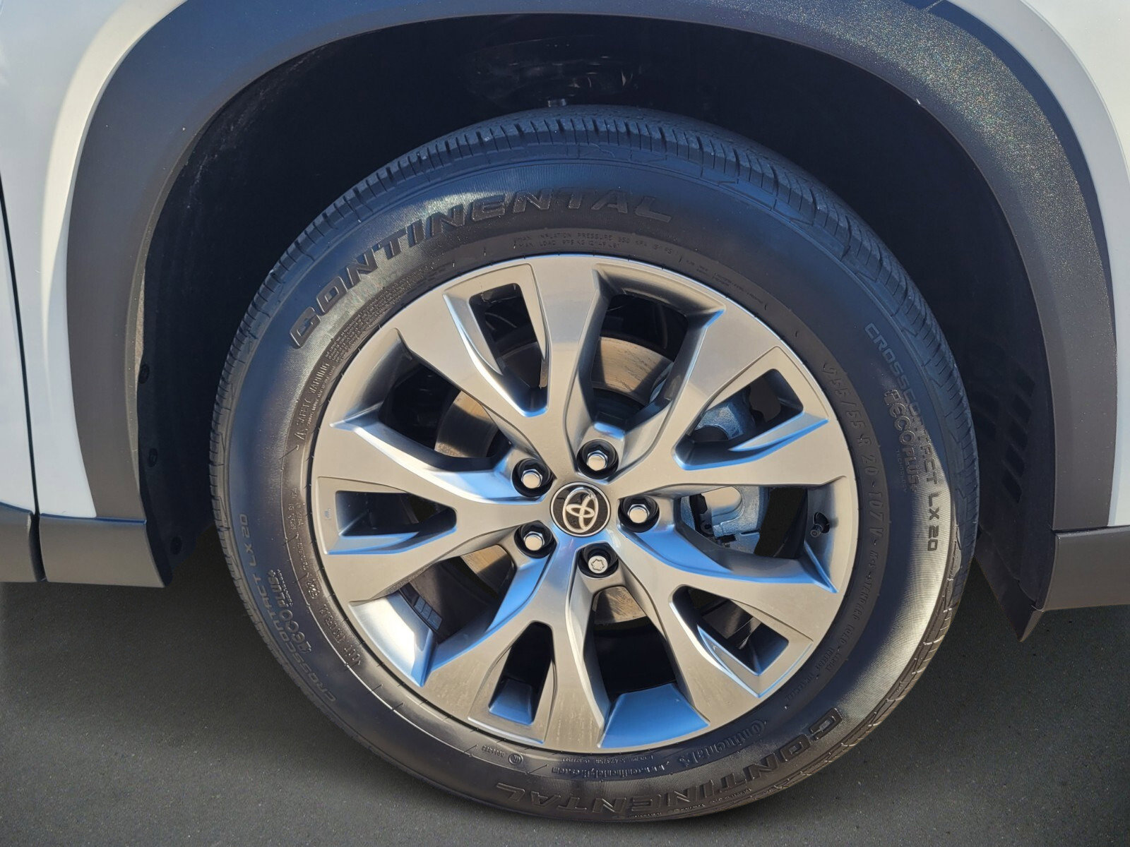 Used 2024 Toyota Grand Highlander Limited image 9