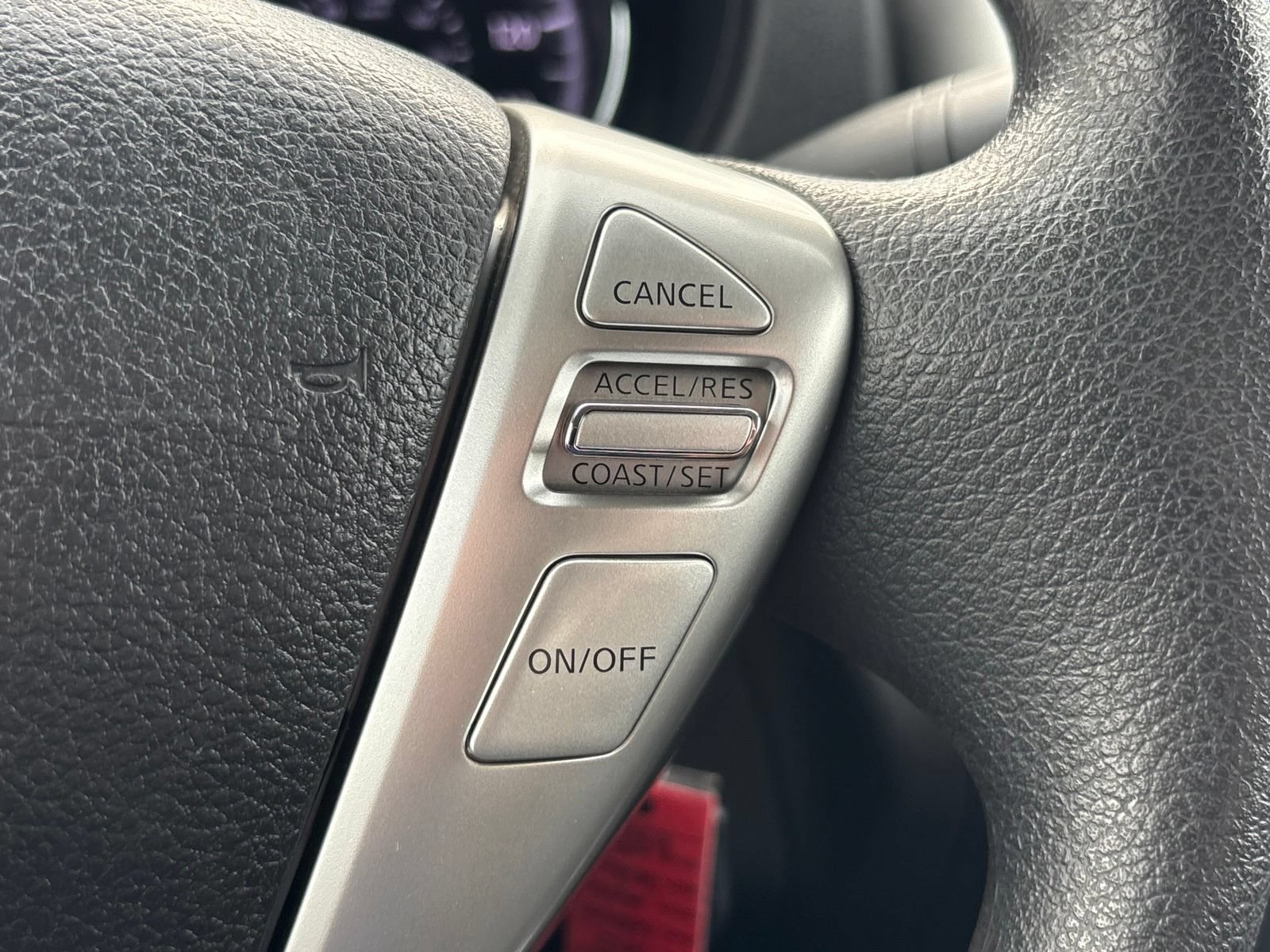 Used 2015 Nissan Versa SV FWD image 24
