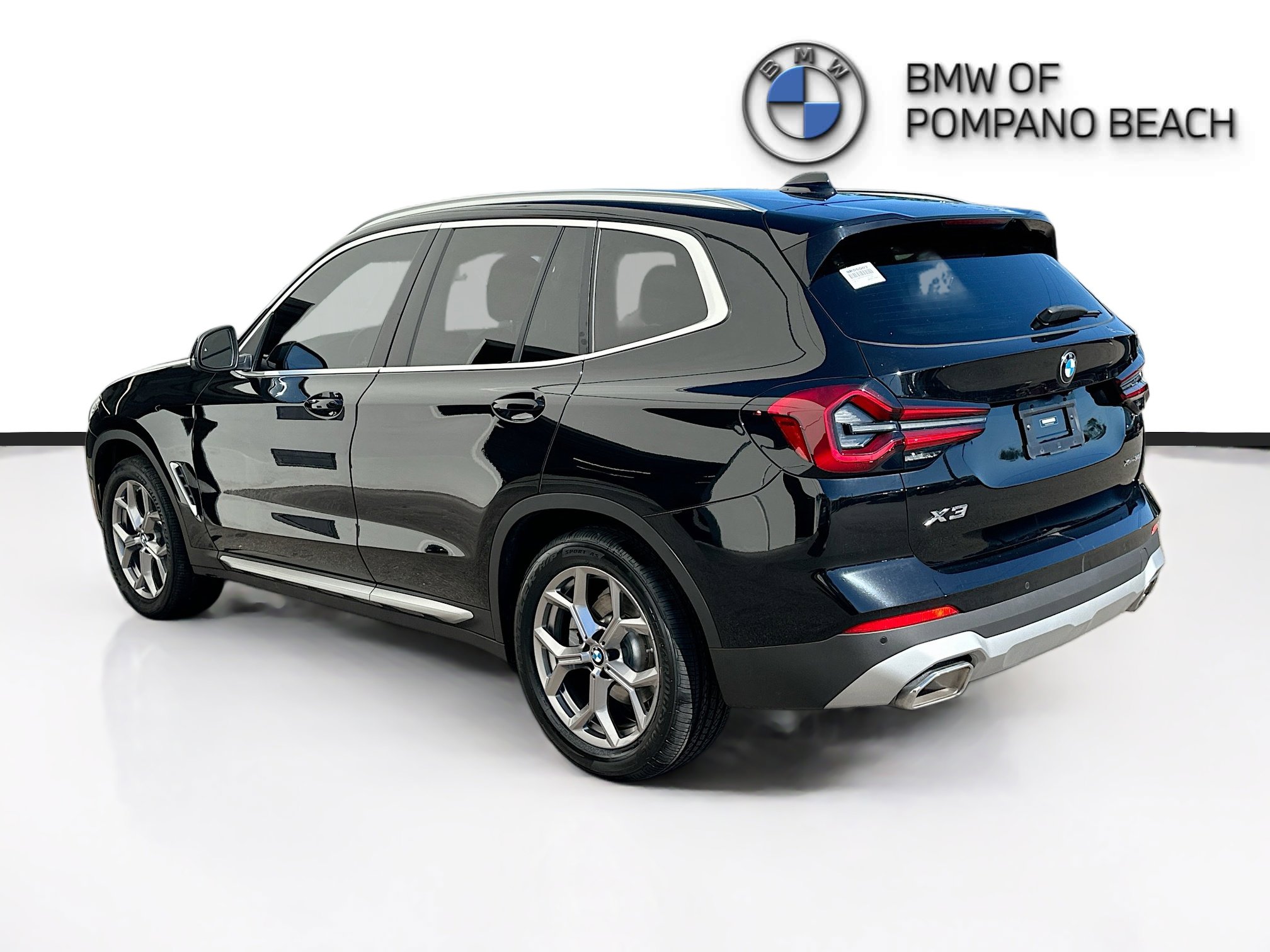 Used 2023 BMW X3 xDrive30i w/ Convenience Package image 5